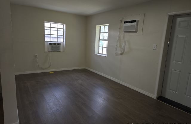 Ruskin rental Gallery 4
