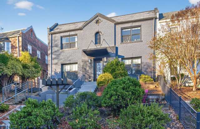 Available Now! Two Bed // Two Bath in Eckington! photos photos