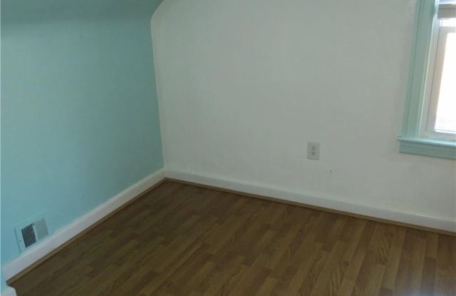 7732 Castleton Place Gallery 2