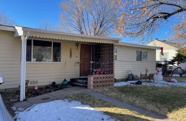 1657 N 16th Street - 1657 North 16th Street, Grand Junction, CO 81501 1657 N 16th Street - 1657 North 16th Street, Grand Junction, CO 81501