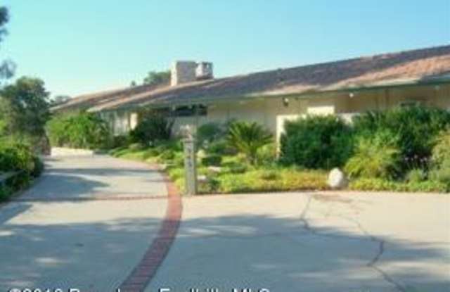 343 Corona Drive Gallery 2