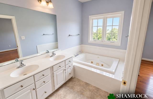 3670 Carriage Hill Drive - 1 Gallery 4