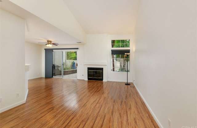 40 Agostino Gallery 2