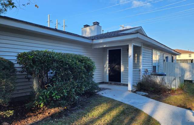 Spacious 2 bedroom 2 bath townhome with walk in closets, fireplace, and washer/ dryer included. photos photos Spacious 2 bedroom 2 bath townhome with walk in closets, fireplace, and washer/ dryer included. photos photos