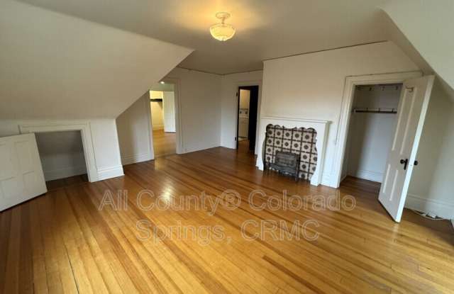 1238 Wood Avenue Gallery 3