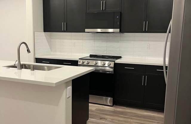 Stunning 3-Story 2026 Construction | 3 Beds, 3 Baths | 2-Car Garage | Fully Equipped Kitchen Gallery 4