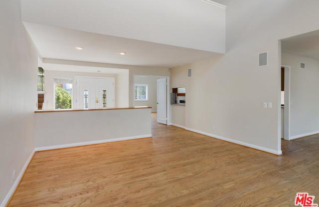 12139 MISSION RIDGE Way Gallery 3