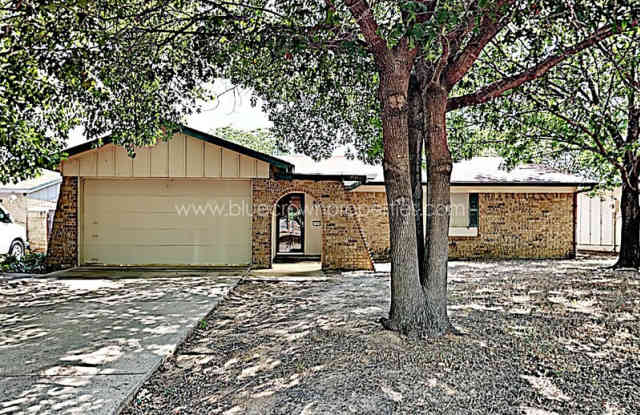 2006 Laurel Oaks Dr - 2006 Laurel Oaks Drive, Irving, TX 75060