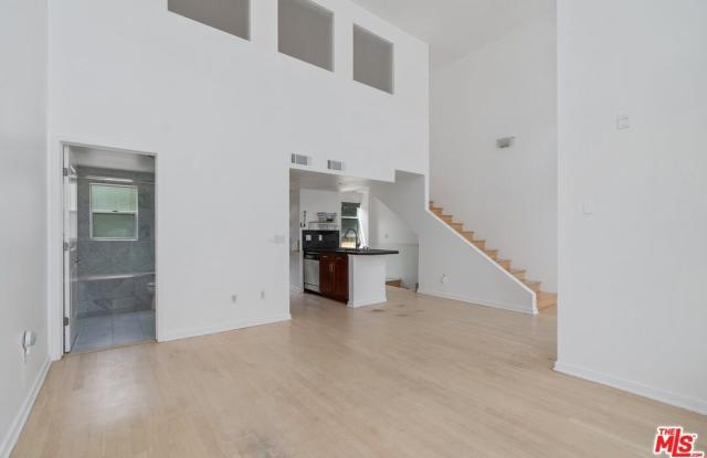2393 Silver Lake Blvd - 2393 Silver Lake Boulevard, Los Angeles, CA 90039
