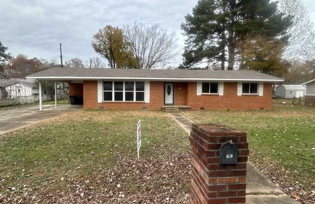 614 King Street - 614 King Street, Searcy, AR 72143
