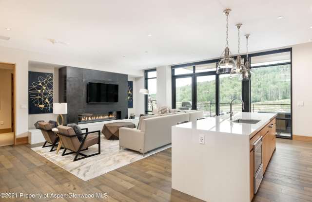 77 Wood Road Gallery 2