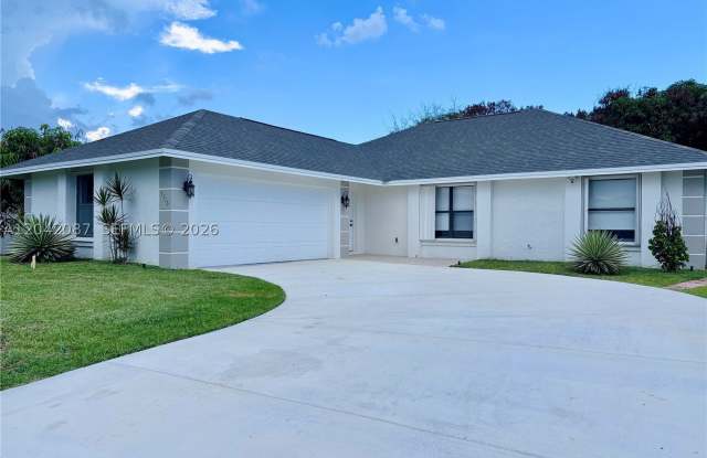 2313 SE Harrington Ave photos photos