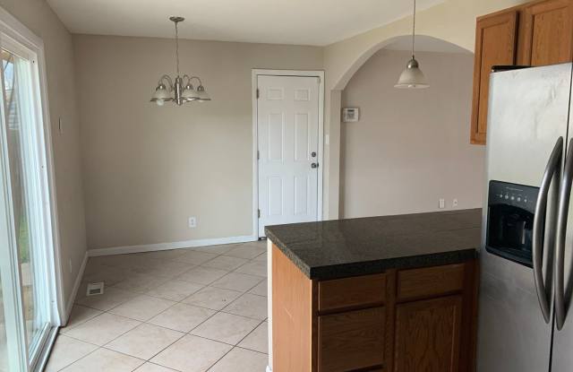 14892 Elmendorf Pl Gallery 4