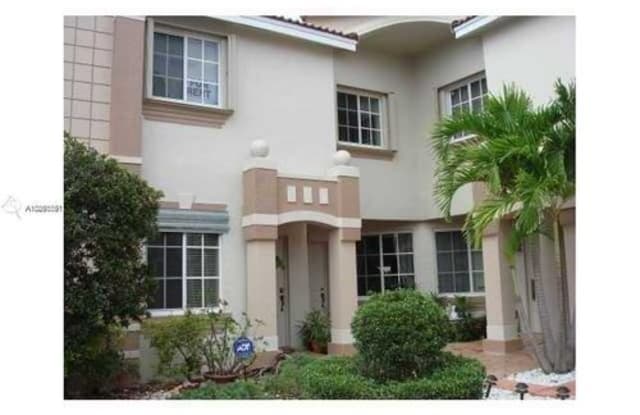 8336 Northwest 10th Street - 8336 Northwest 10th Street, Fountainebleau, FL 33126