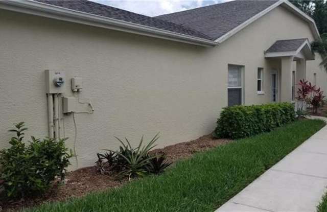5616 Greenwood CIR Gallery 2