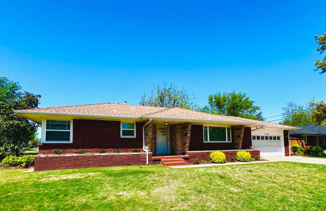 Beautifully, Corner-Lot 3BD 2BA Home in Belle Isle Area!! photos photos