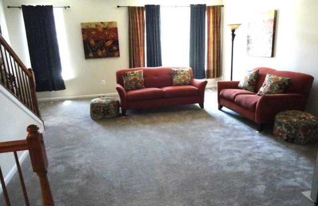 4612 SCOTTSDALE PL Gallery 3