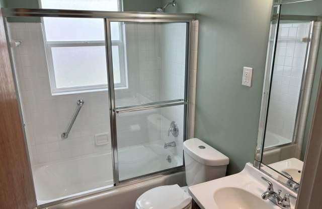 Recently Renovated 3BR Home in Memphis – Housing Vouchers Accepted! Gallery 4