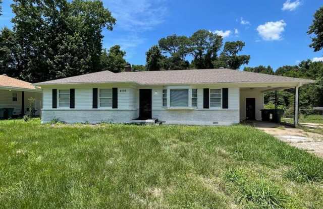 4085 Steele Street photos photos