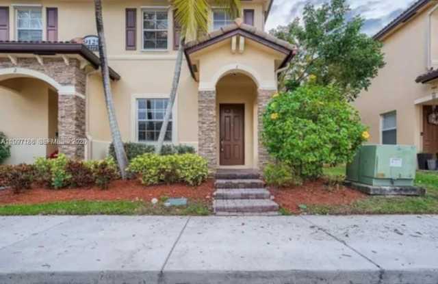 9125 SW 227th St photos photos