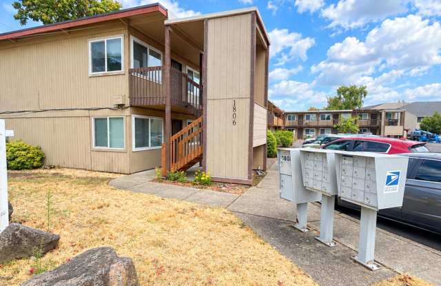 4th Plain Court Apartments Gallery 1