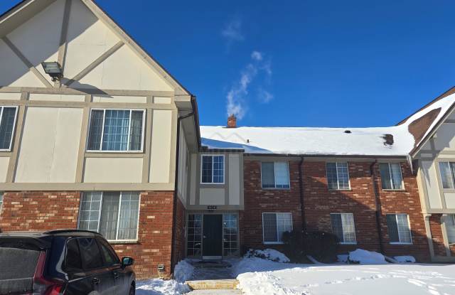 30240 Southfield Rd Apt 261 photos photos