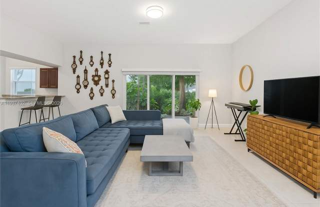 2730 Southwest 26th Street photos photos