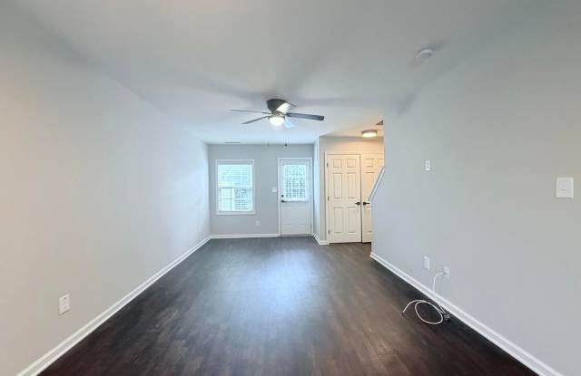 1903 Serenade Circle Gallery 4