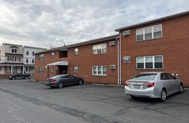 500 LEWIS Street photos photos