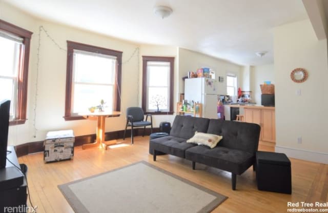 331 Faneuil St. 2S - 331 Faneuil St, Boston, MA 02135