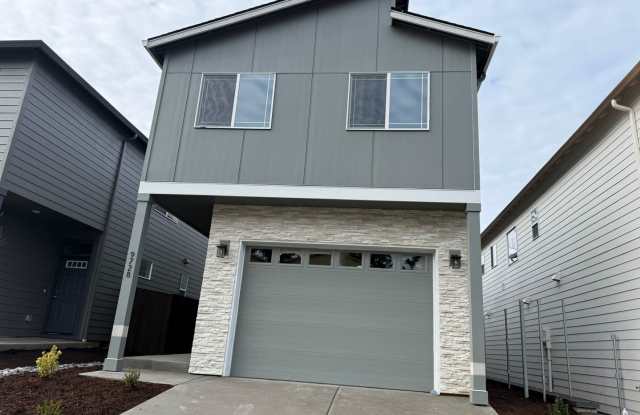 Beautiful Three Bedroom New Construction Home For Rent Gallery 1
