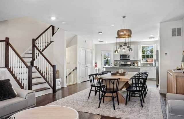 26 Colgate Dr photos photos