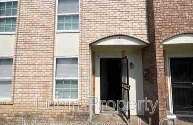 3761 Maple Leaf Cv photos photos