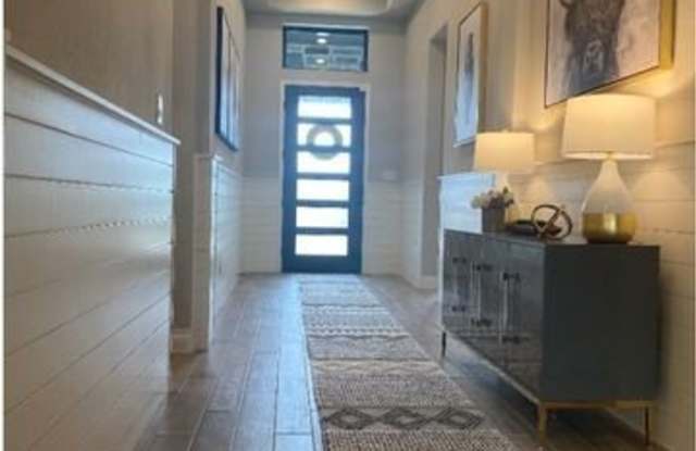 472 Tobacco Pass Gallery 2