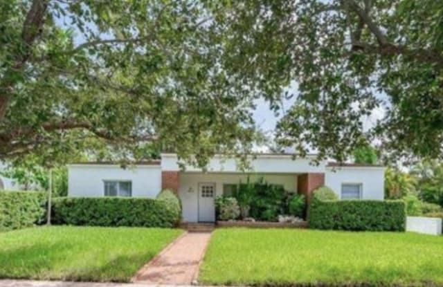 1000 W 47th St - 1000 West 47th Street, Miami Beach, FL 33140