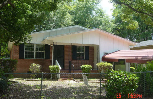 2115 Flipper St. photos photos