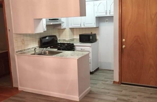 95 SANFORD PL Gallery 2