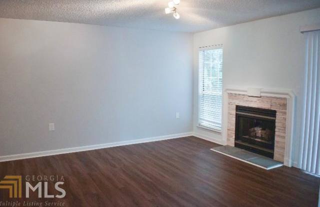 636 Granville Ct Gallery 2