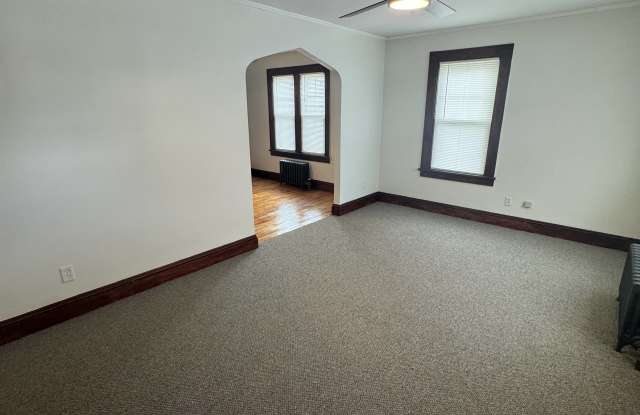 12 Rogers St - 12 Rogers Street, New London, CT 06320