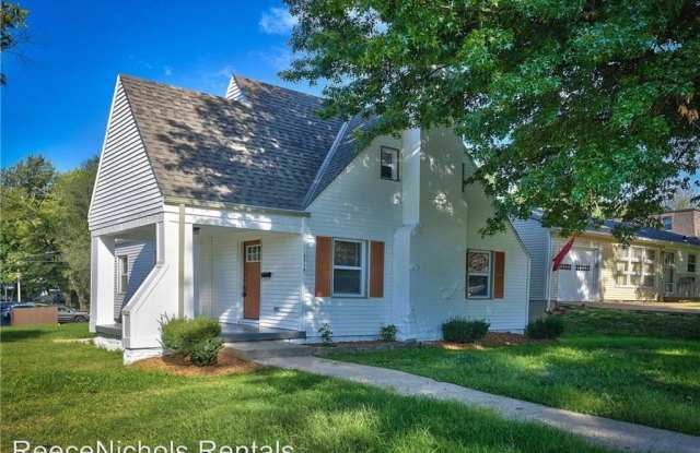 5738 Outlook Street - 5738 Outlook St, Mission, KS 66202