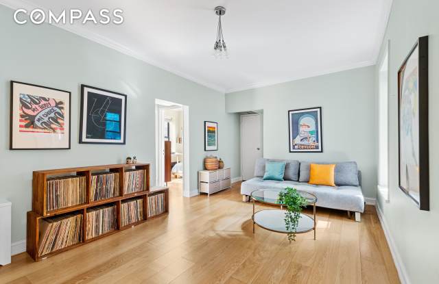 325 Bedford Avenue photos photos