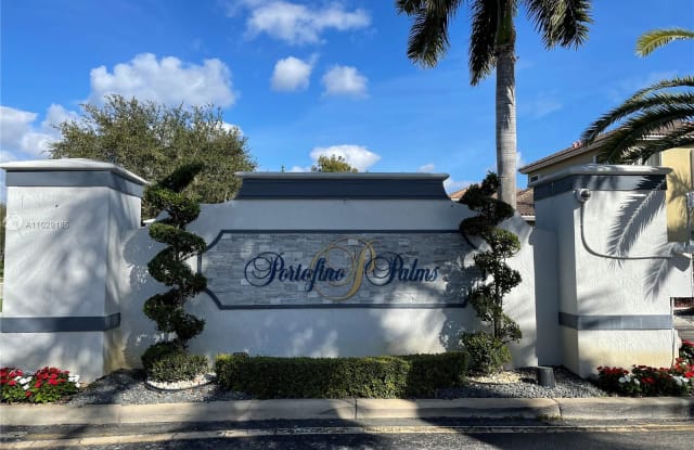3944 NE 12th Dr - 3944 NE 12th Dr, Homestead, FL 33033