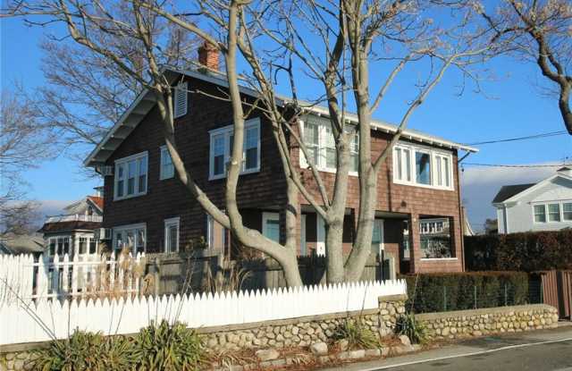 19 Soundview Drive Gallery 2