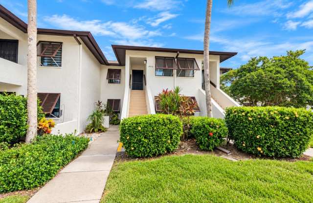 Annual Turnkey furnished 1-bed 1-bath condo in the Meadows Gallery 1