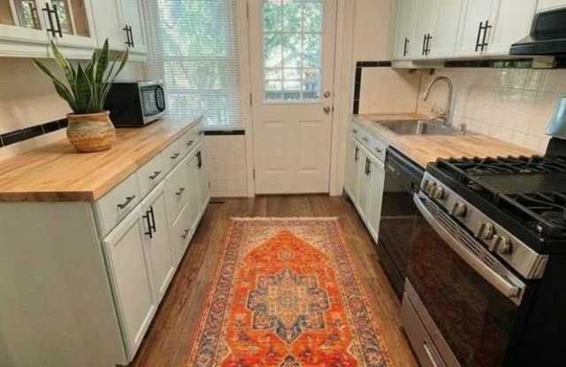 8616 Belhaven Drive Gallery 4