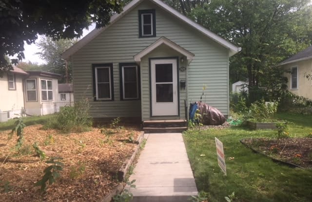 3641 41st Ave S - 3641 41st Avenue South, Minneapolis, MN 55406
