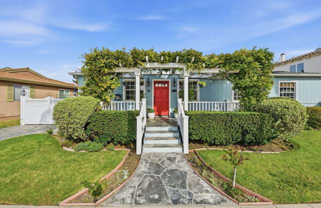 MISSION BAY 4-BED/3-BATH - 3 MIN WALK TO BAY - 3421 Buena Vista Street, San Diego, CA 92109