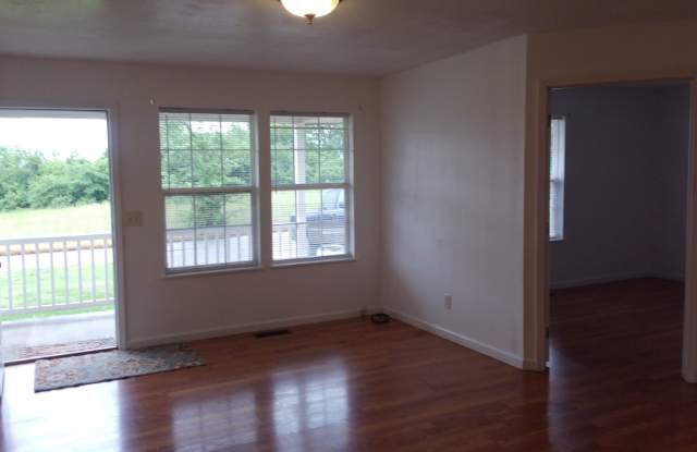 504 Apple St photos photos