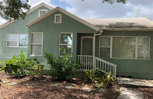 3963 1ST AVENUE N - 3963 1st Avenue North, St. Petersburg, FL 33713