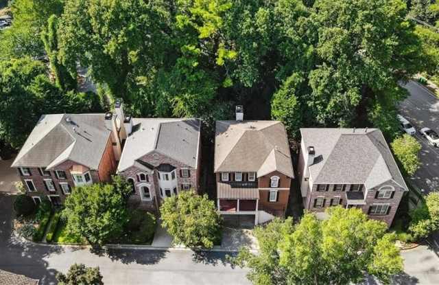 1127 Ashton Bluff Drive NE Gallery 3